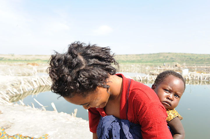 Lake Katwe: Katwe Salt Pan, Oxfam, Rwenzori, Uganda