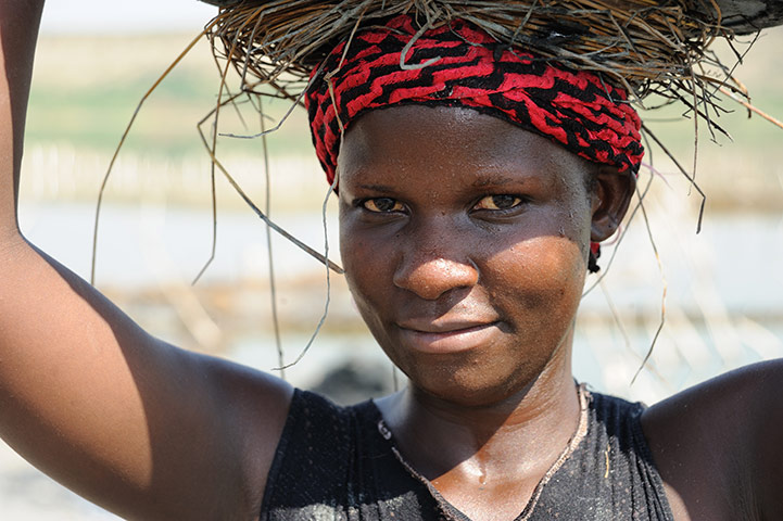 Lake Katwe: Katwe Salt Pan, Oxfam, Rwenzori, Uganda
