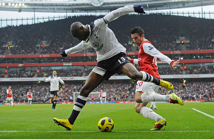 Arsenal v Spurs: William Gallas loses out to Robin Van Persie