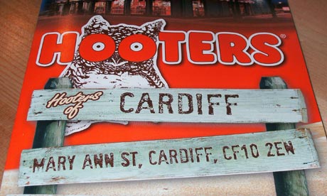 hooters in cardiff