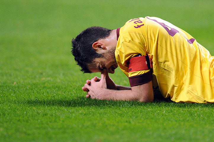 Champions League Tuesday: Cesc Fabregas reacts after missing a chance