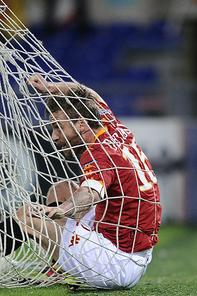 Champions League Tuesday: AS Roma's midfielder Daniele De Rossi 