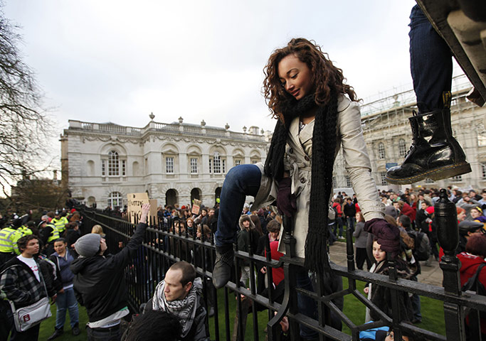 Student Demos: Students demonstrate about increase in fees