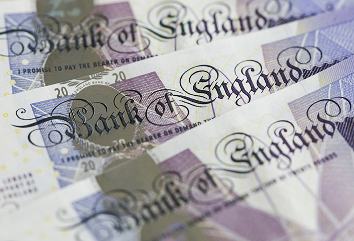 Business Week in Pictures: U.K. British pound currency