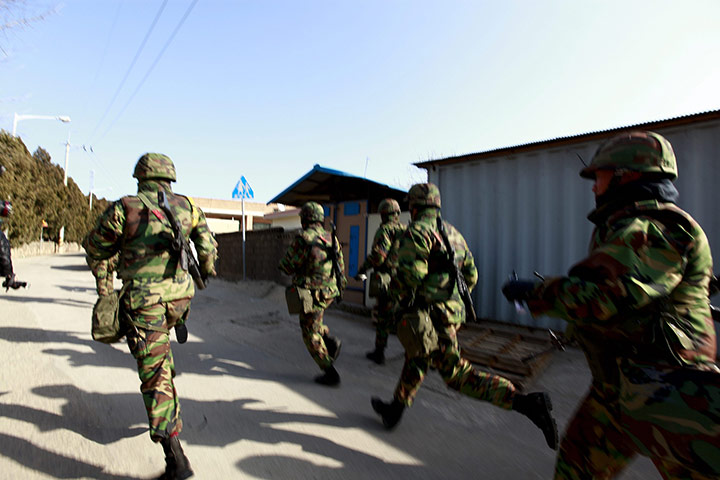 korea crisis: South and North Korea conflict