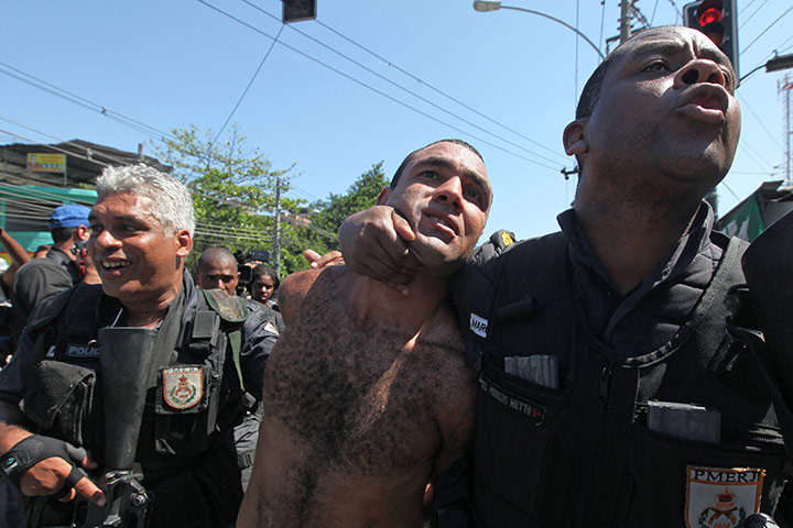 24 hours in picrtures: Complexo do Alemao raid