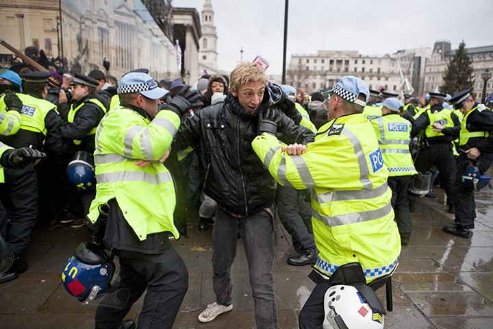Students protest 3rd day: Students protest 3rd day