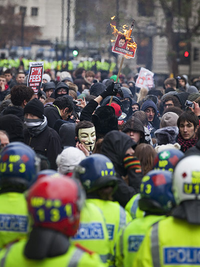 Students protest 3rd day: Students protest 3rd day