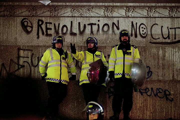 Students protest 3rd day: Students protest 3rd day