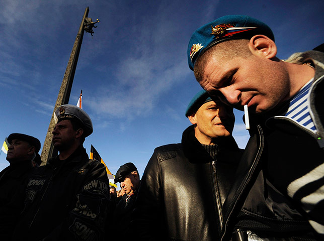 24 hours pics: Members of Russian Paratroopers' Union and veterans of airborne troops