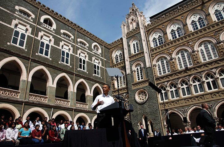 Obamas in India: Barack Obama speaks with students at St. Xavier's College in Mumbai