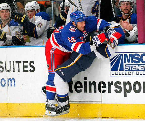 24sport: Sean Avery