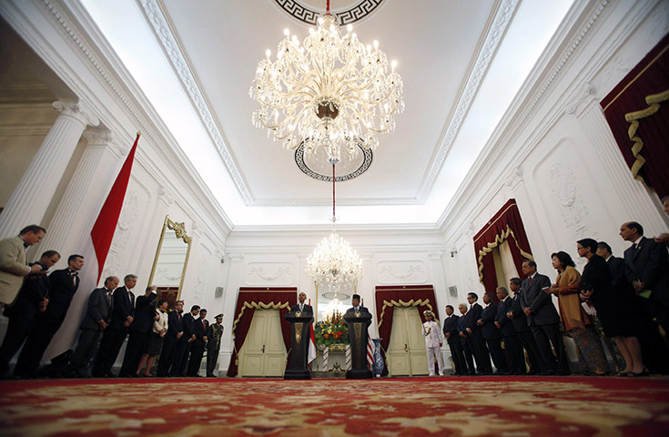 Obama indonesia: Obama and President Yudhoyono participate in a joint news conference
