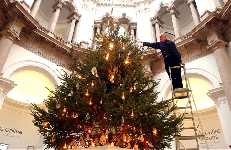 Tate christmas trees: Richard Wentworth Tate tree
