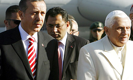 Pope Benedict XVI received by Turkish prime minister in Ankara in 2006