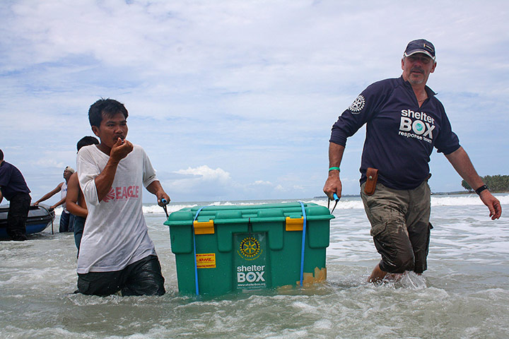 Shelterbox: Aid for Mentawai Island