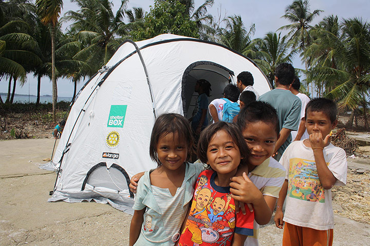 Shelterbox: Aid for Mentawai Island