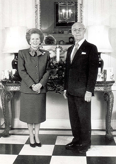 Leader Christmas Cards: Thatcher's 1987 Christmas Card 