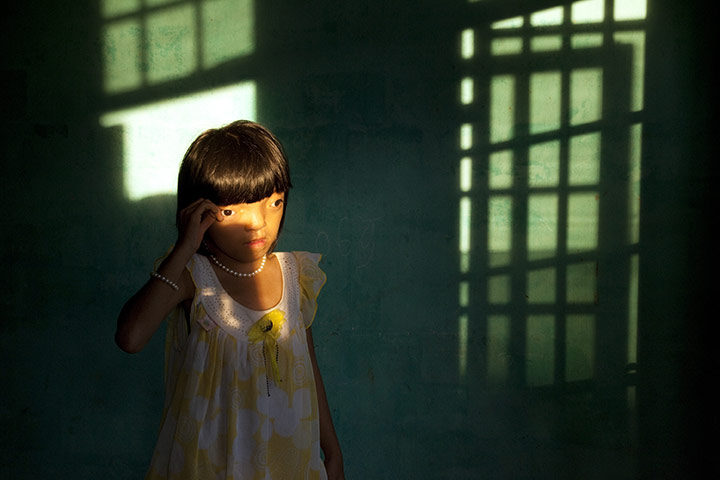 UNICEF Photo of the Year : Vietnam: The legacy of war