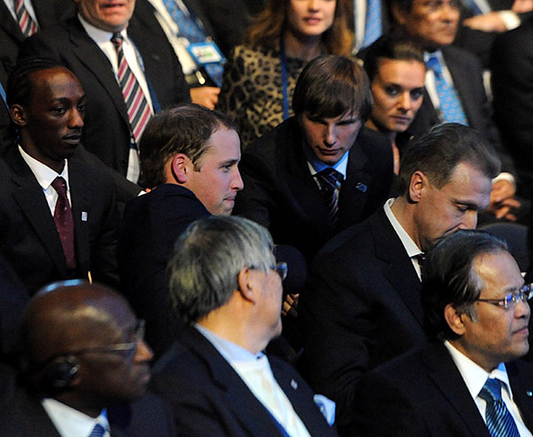 2018 results: Prince William shakes hands with Andre Arshavin