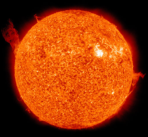space monthly: sun flares