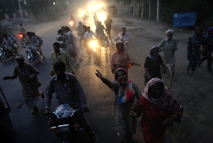 2010 year in MDG: Flood victims in Pakistan's Muzaffargarh district of Punjab province