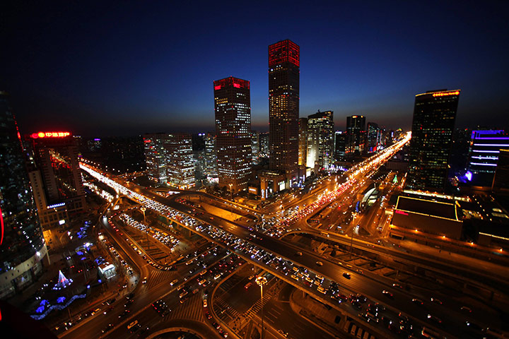 24 hours in pictures: Traffic in central Beijing