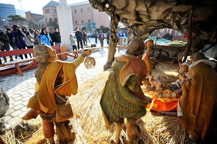 Christmas Day : Christmas Day Around the World