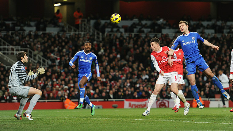 sport: Arsenal v Chelsea - Premier League