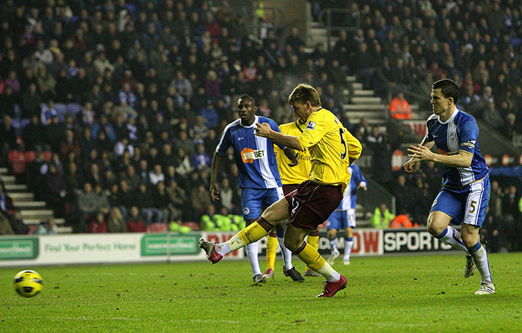 sport: Soccer - Barclays Premier League - Wigan Athletic v Arsenal - DW Stadium