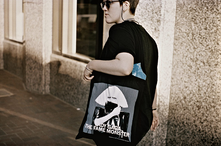 The xx: Romy on the streets of Knoxville, Tennessee, sporting a Lady Gaga tote bag