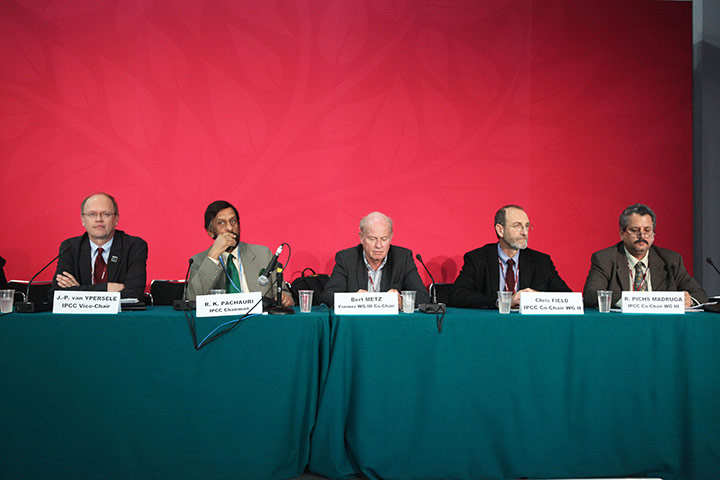 Week in Cancun COP16: Update on IPCC Activities