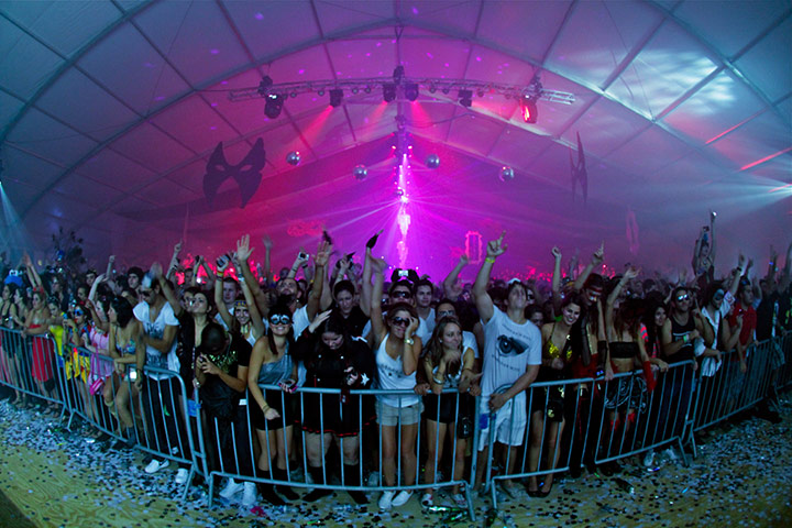 Swedish House Mafia: The crowd at Masquerade Motel in Miami