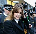 Jemima Kahn leaves magistrates court after offering to stand as surety for Julian Assange