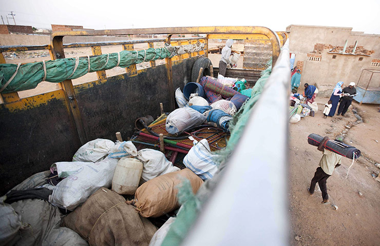Darfur People Return: Displaced people of Darfur begin to return to their villages