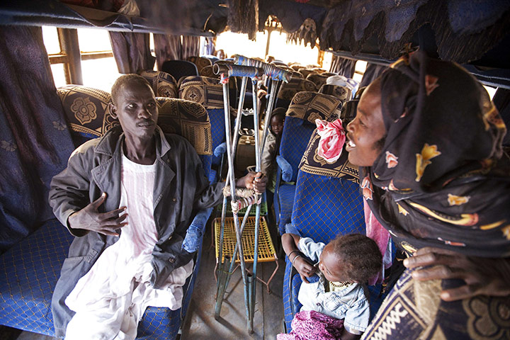 Darfur People Return: Displaced people of Darfur begin to return to their villages