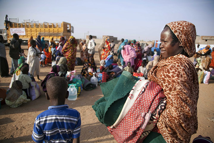Darfur People Return: Displaced people of Darfur begin to return to their villages