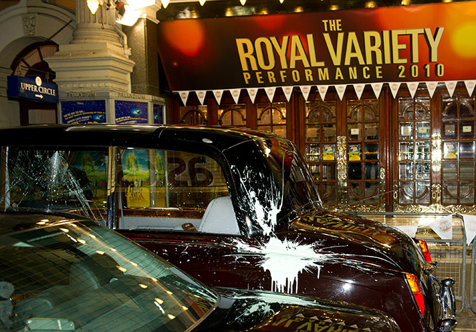 Student finance Demo: Students demonstrate against rise in tuition fees