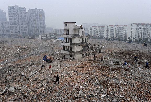Eyewitness: A partially demolished home in China's Anhui province known as a nail house