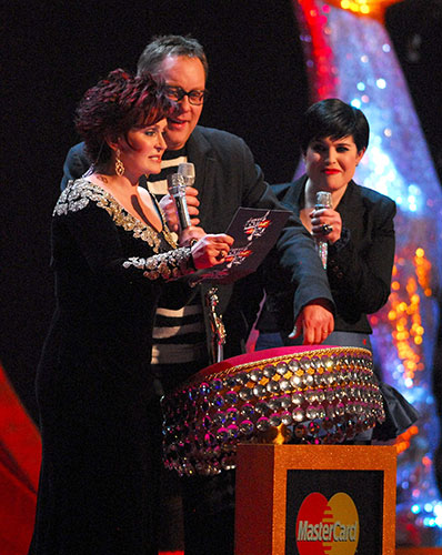 Brit Awards 30: 2008: Vic Reeves with Kelly and Sharon Osbourne Brit Awards