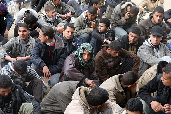 24 hours in pictures: Gaza City, Gaza Strip: Palestinian applicants to the Hamas police force