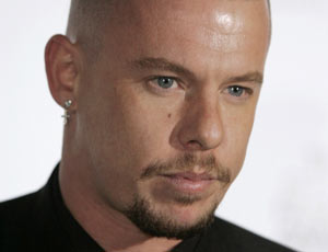 Designer Alexander McQueen at the 2004 British Fashion awards