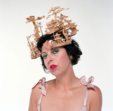 Alexander McQueen: 2005: Isabella Blow wearing hat by Philip Treacy and Alexander McQueen