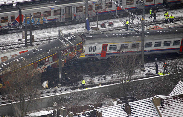 Train crash in Belgium: Overview of the scene where two trains crashed head-on in Buizingen