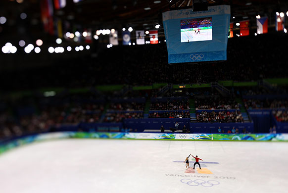 winter olympics day 3: Figure Skating Pairs Short Program