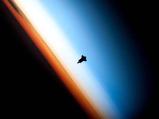 eyewitness: Silhouette of the space shuttle Endeavour
