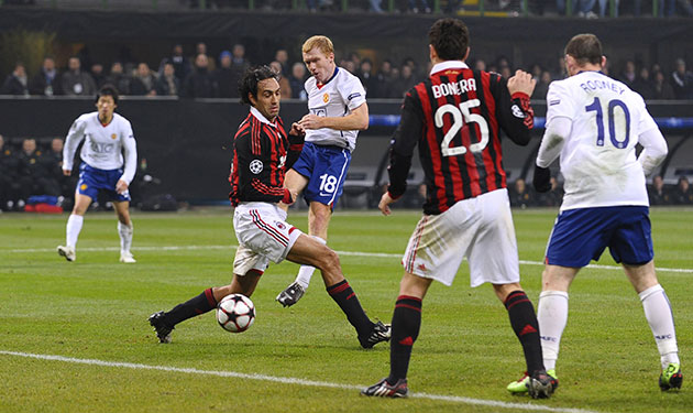 Tuesday Champions League: Paul Scholes scores the equaliser