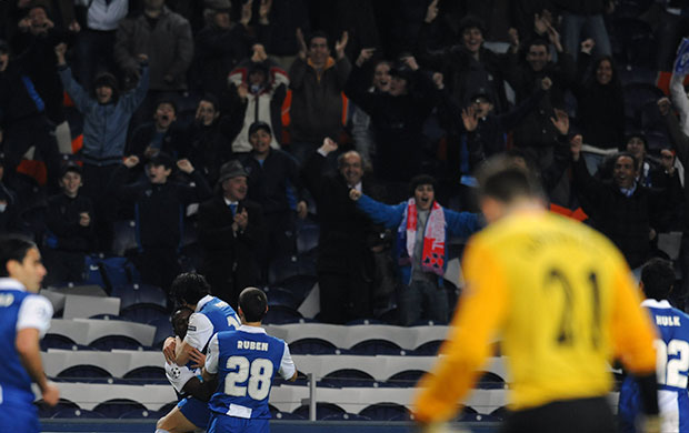 Wed Champions League: Varela and team-mates celebrate