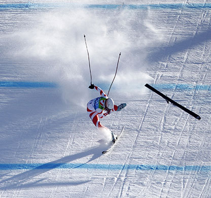 Winter Olympics day 6: Switzerland's Dominique Gisin crashes in the women's downhill