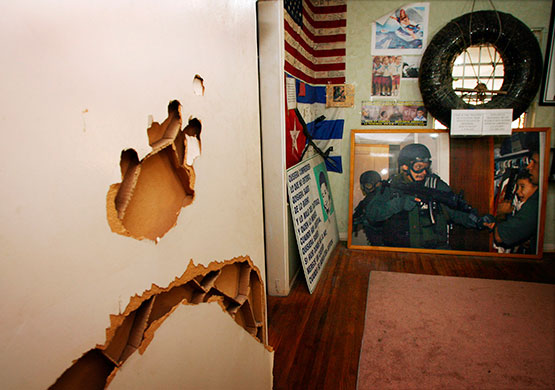 Elian Timeline: The door was kicked in at the room of Elian Gonzalez in his Miami home